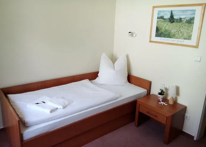 Am Krossinsee Pensionat *