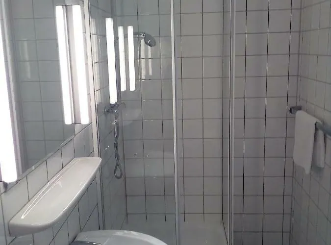 Am Krossinsee Pensionat *